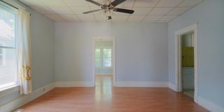 716 W 2nd Street Gallery 3