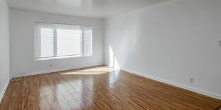 Bright and Spacious 2-Bedroom, 2-Bathroom Unit Gallery 1
