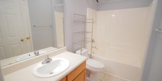 3 Bed / 3 Bath Condo in NW Gallery 13