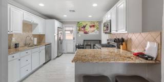 8301 E Monterosa Street Gallery 22