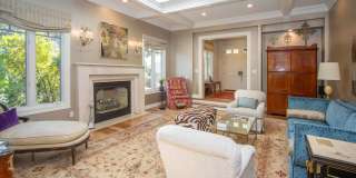 Stunning 4Bed/5bath Home in Kentfield Gallery 5