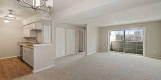 1601 CARRIAGE HOUSE Terrace Gallery 7
