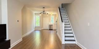 Spacious Two Bedroom + Den Home in West Powelton! Spacious Two Bedroom + Den Home in West Powelton! Gallery 1