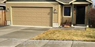 3218 NE Spring Creek Pl Gallery 1