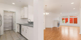 2 Bedroom 1.75 Bath Condo - Seattle 2 Bedroom 1.75 Bath Condo - Seattle Gallery 1