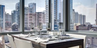 640 North Wells Gallery 23