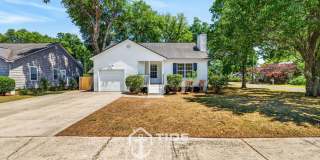 Modern Living in the Heart of West Ashley Gallery 3