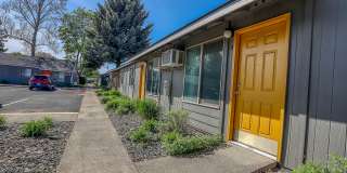 North Trace Village Apartments Gallery 14