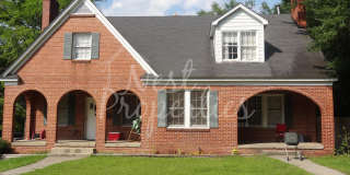 302 South Harden Street Unit A Gallery 1