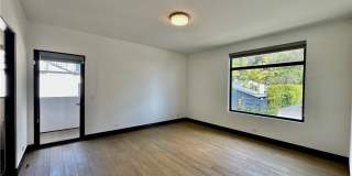 1319 Sunset Plaza Drive Gallery 36