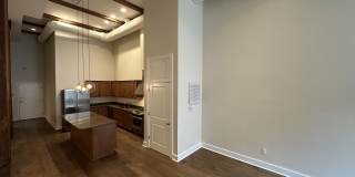 435 S FRONT Gallery 17