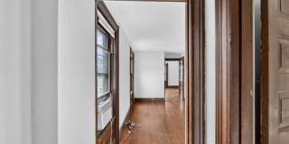 1816 PINE Street Gallery 14