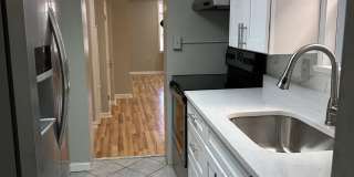 227 S DURHAM Street S Gallery 5
