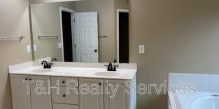 11451 Sutton Place Drive East 11451 Sutton Place Drive East Gallery 1