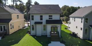 Room in 4 Bedroom Home at Edgerton Dr Gallery 21