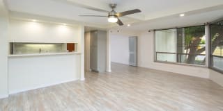 2600 Pualani Way #104 Gallery 1