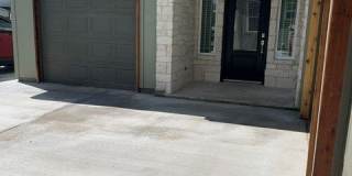 12600 Plassmeyer Court Gallery 1