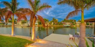 807 SNUG Island Gallery 82