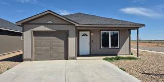 Spacious 3 bedroom home Gallery 1