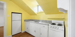 Quaint 1 Bedroom/1 Bathroom Cottage Style Apartment in Richmond ***Available NOW*** Quaint 1 Bedroom/1 Bathroom Cottage Style Apartment in Richmond ***Available NOW*** Gallery 13