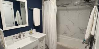 Beautiful West End 3-Bedroom | Fully Furnished | Utilities + WiFi Included | Hot Tub Retreat Gallery 9
