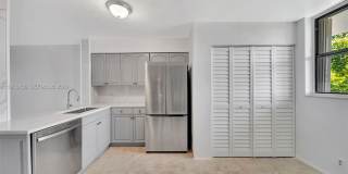 117 Lake Emerald Dr Gallery 4