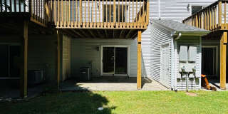 4 Bedroom 3.5 Bath Townhouse Gallery 14