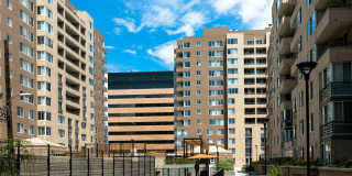 300 East Seventeenth Gallery 27