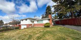 3 Bedroom, 1.5 Bath House in Pacific Terrace neighborhood Gallery 1