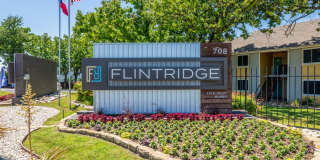 Flintridge Apartments Gallery 25