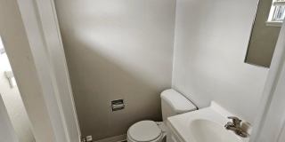 Beautifully Renovated 3 Bedroom, 1 1/2 Bathroom Duplex on the Boise Bench! Newer Carpet and Paint. Gallery 21