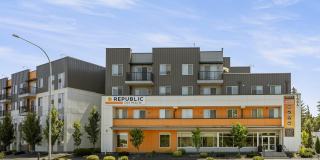 Republic on Main Gallery 30