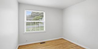 323 Northeast 158th Street Gallery 16