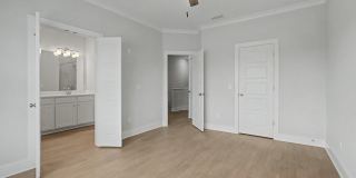 4065 Four Oaks Boulevard - 1 Gallery 4