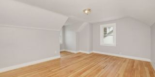 2011 S Limestone St Gallery 7