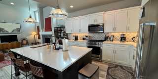 FOR RENT - All Inclusive Owner pays utilities - Furnished 3 bed, 2 bath NorthWest Crossing Townhome Gallery 53