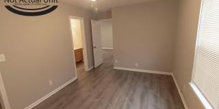 Super cute 3 bedroom duplex Gallery 13