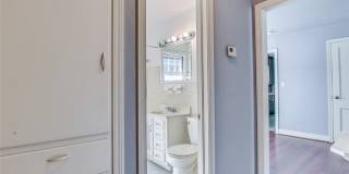 Cute 2 Bed | 1 Bath | 1 Car Garage Gallery 10