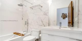 5911 Alton Rd MIAMI BEACH, FL 33140 Gallery 39