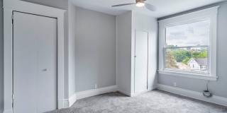 Stunning 4 bedroom home in Beechview available August 1! Gallery 10