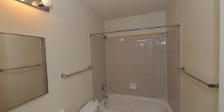 4914 Port Kenton Gallery 14