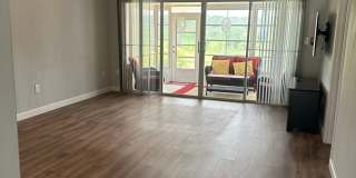 Cozy Condo in Errol Estates Gallery 6