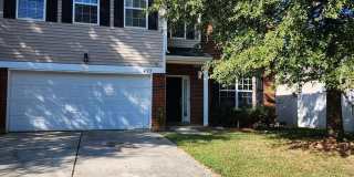 Room in 4 Bedroom Home in Charlotte Gallery 1