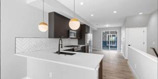 4925 W 10th Ave #105- JR Gallery 10