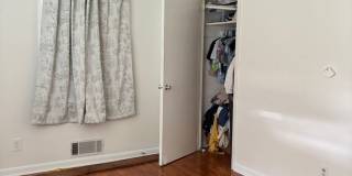 3 bedroom 2 bathroom near St. Mary's Hospital Gallery 12