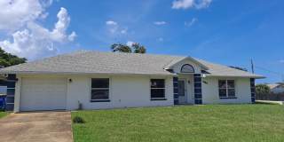 Available NOW! - 3BR 2BA OFF RIVERSIDE DR FOR RENT Gallery 1