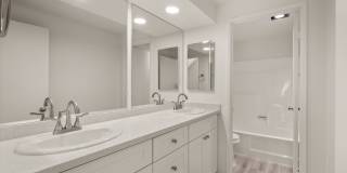 Renovated 2bed x 2.5bath Townhouse with Private Patio & 2-Car Garage Gallery 20