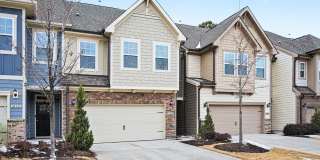 3BR Like-New Townhome – Morrisville RTP RDU Gallery 1