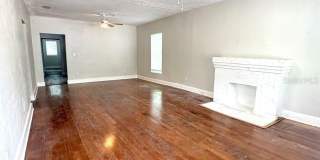 4106 W ARCH Street Gallery 5