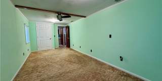 108 Tyler Street Gallery 10